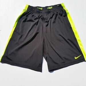 Nike Athletic Shorts – Medium